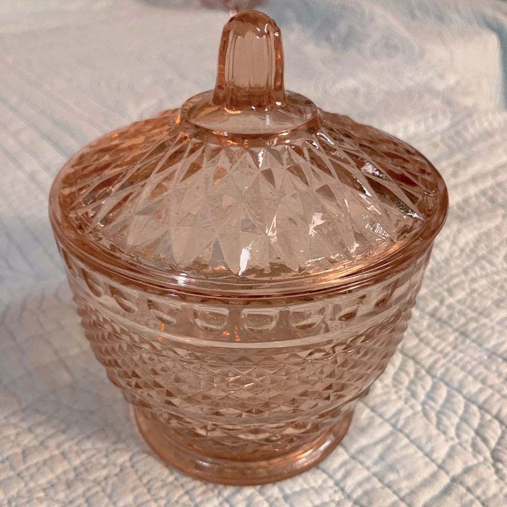 VTG KIG pink candy Dish made in indon collectible